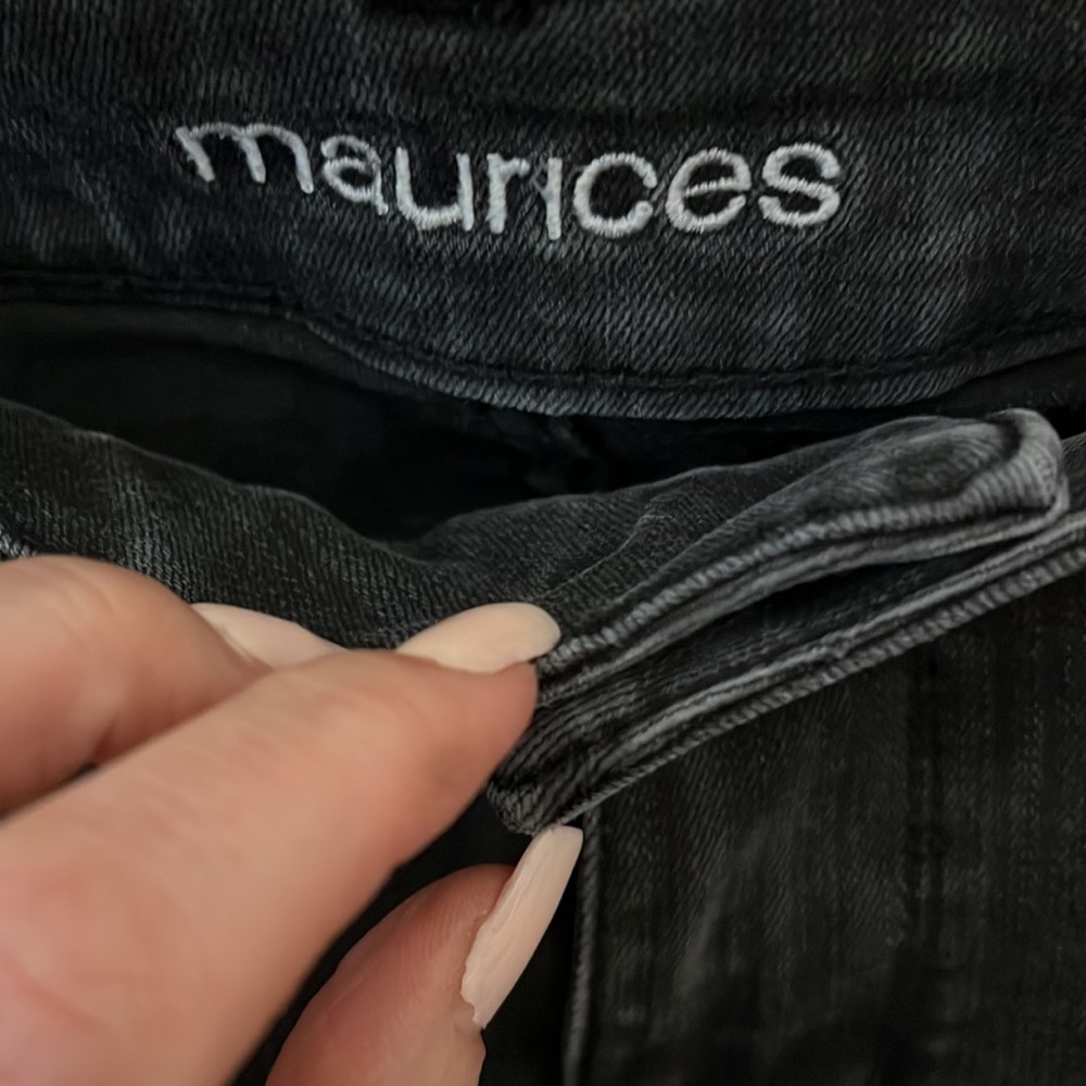 EUC Maurice’s Black Distressed Jeggings M - Picture 3 of 5